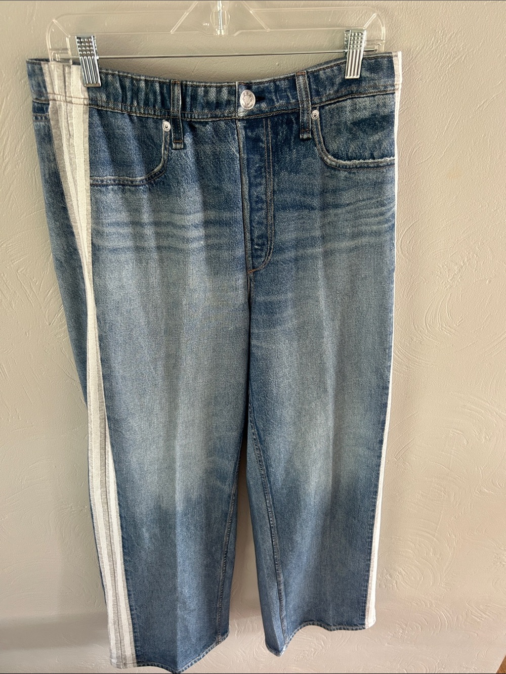 Rag & Bone rb Miramar Terry Wide Jeans in Sport - Picture 5 of 9